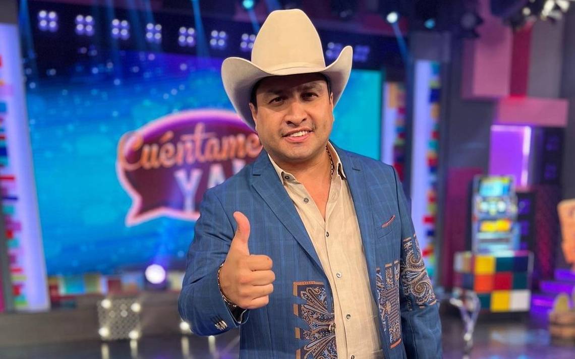 Julión Álvarez Conquista Spotify ¡a Un Lado Christian Nodal Y Grupo